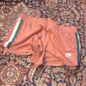 Nike shorts size xl